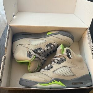 Jordan R Retro GS “Green Bean” (2022) Size 4Y